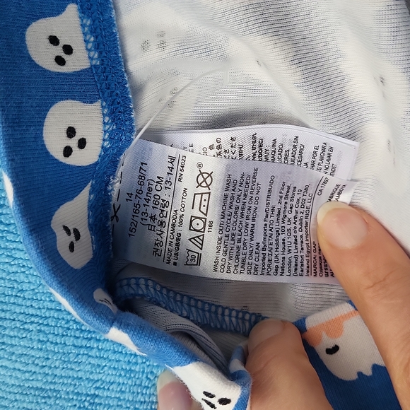 Brand New Ghost Pajama set. - Picture 5 of 5